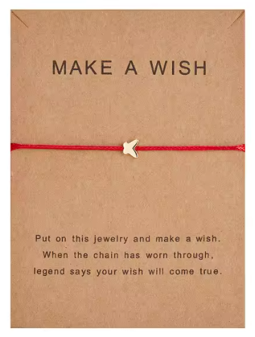 Гривна с Пожелание "Make a Wish" – Червен Конец със Златиста Пеперуда